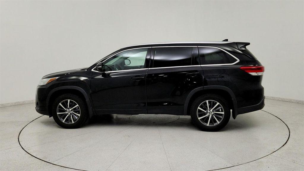 used 2017 Toyota Highlander car, priced at $19,391