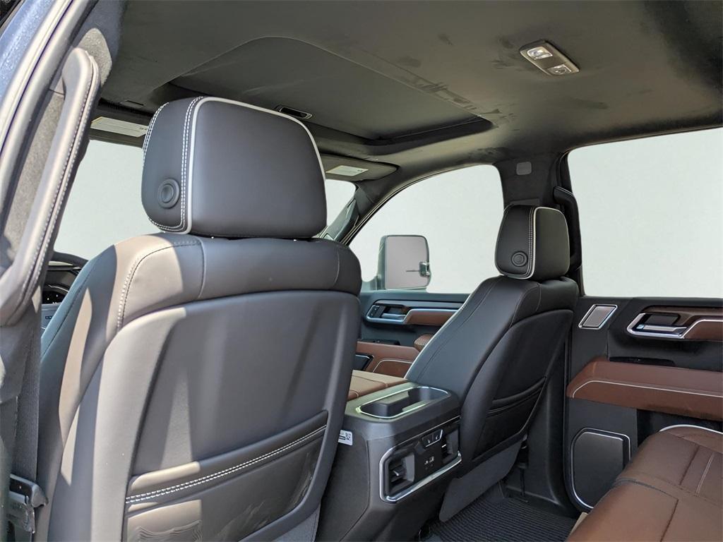 new 2025 GMC Sierra 2500 car, priced at $90,279