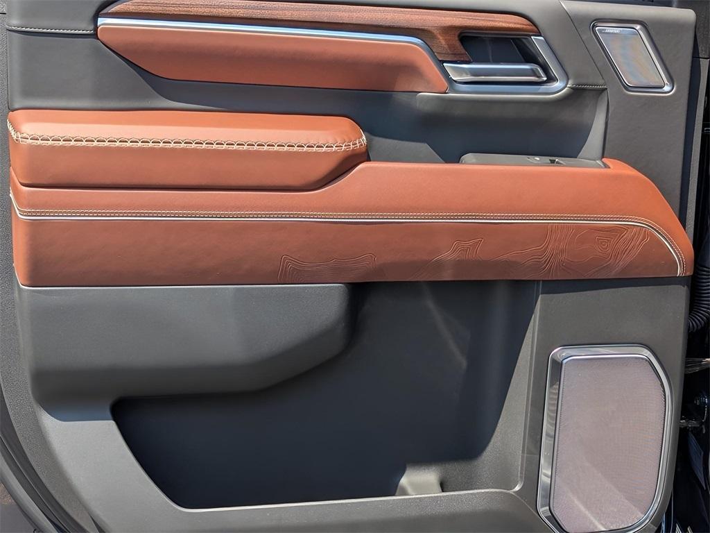 new 2025 GMC Sierra 2500 car, priced at $90,279