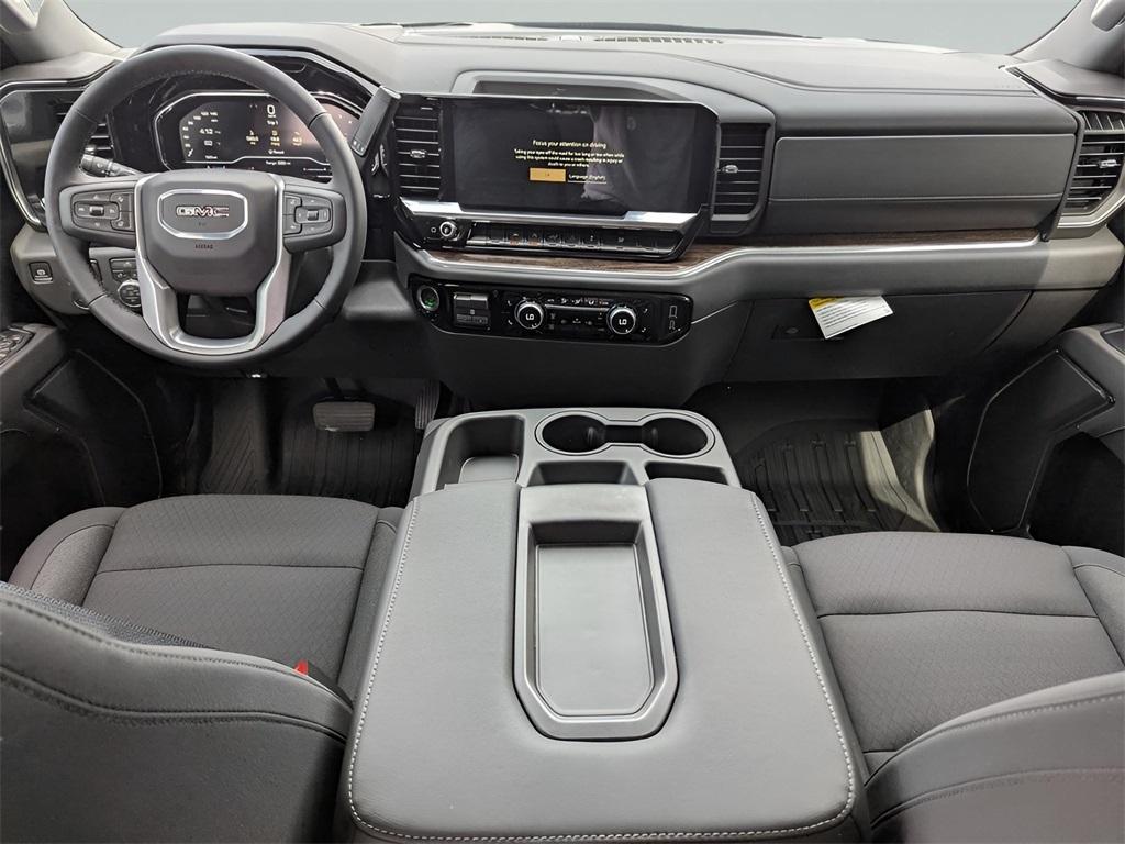 new 2025 GMC Sierra 1500 car, priced at $43,815