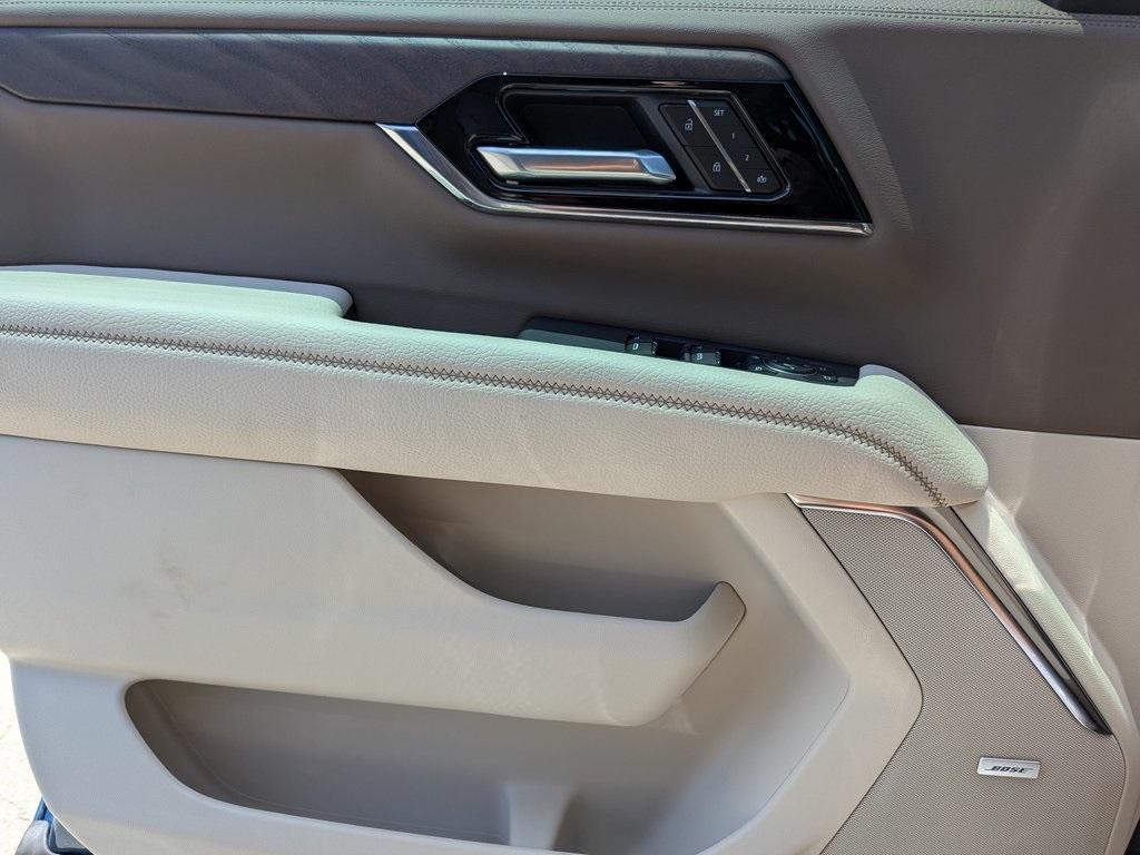 new 2025 GMC Yukon XL car, priced at $91,955