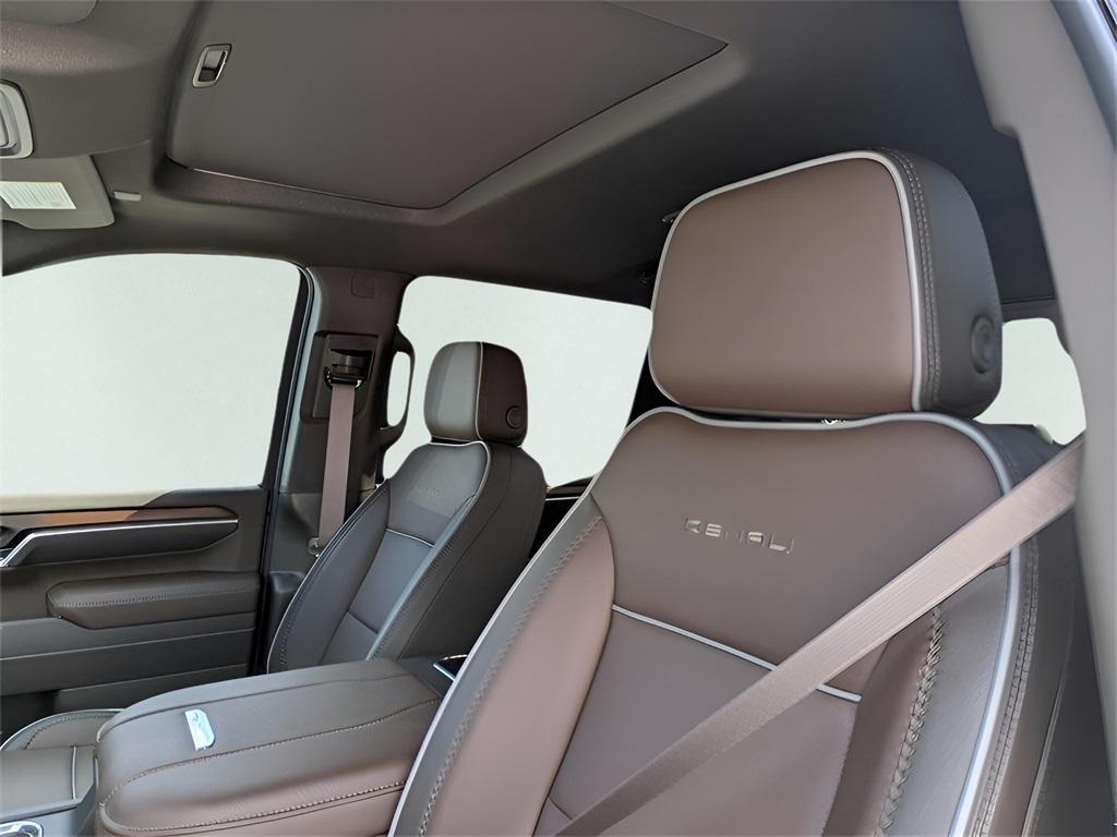new 2025 GMC Sierra 2500 car, priced at $85,930