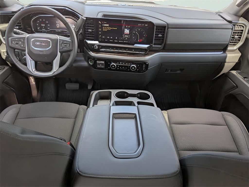 new 2025 GMC Sierra 1500 car, priced at $42,315
