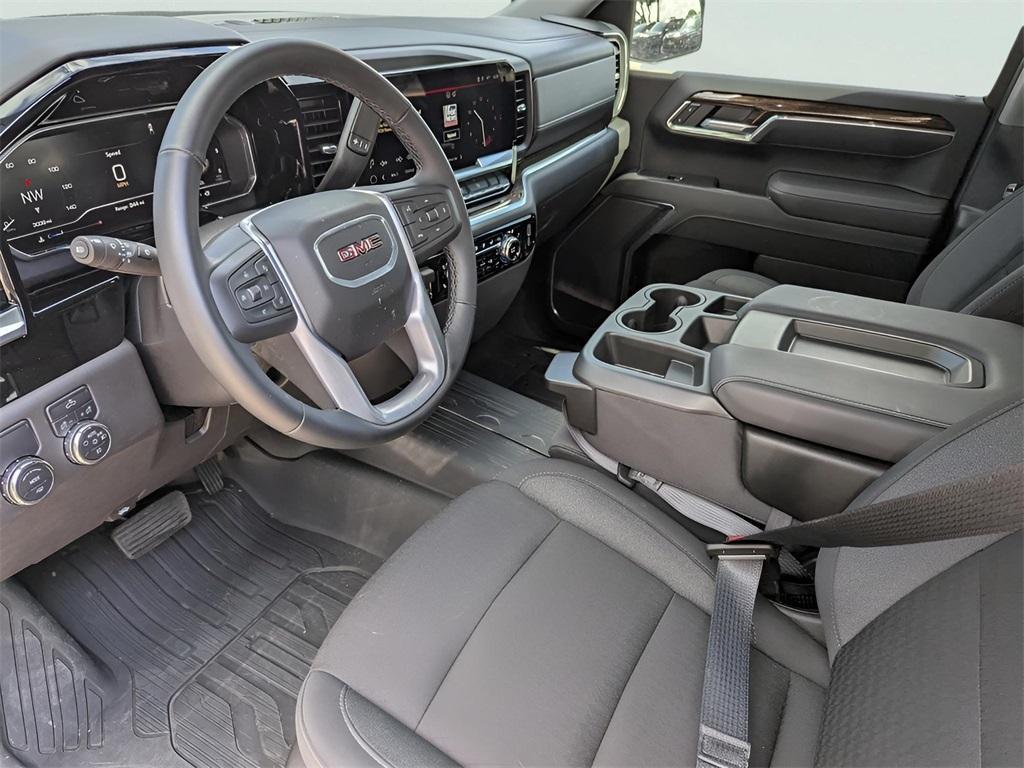 new 2025 GMC Sierra 1500 car, priced at $42,315