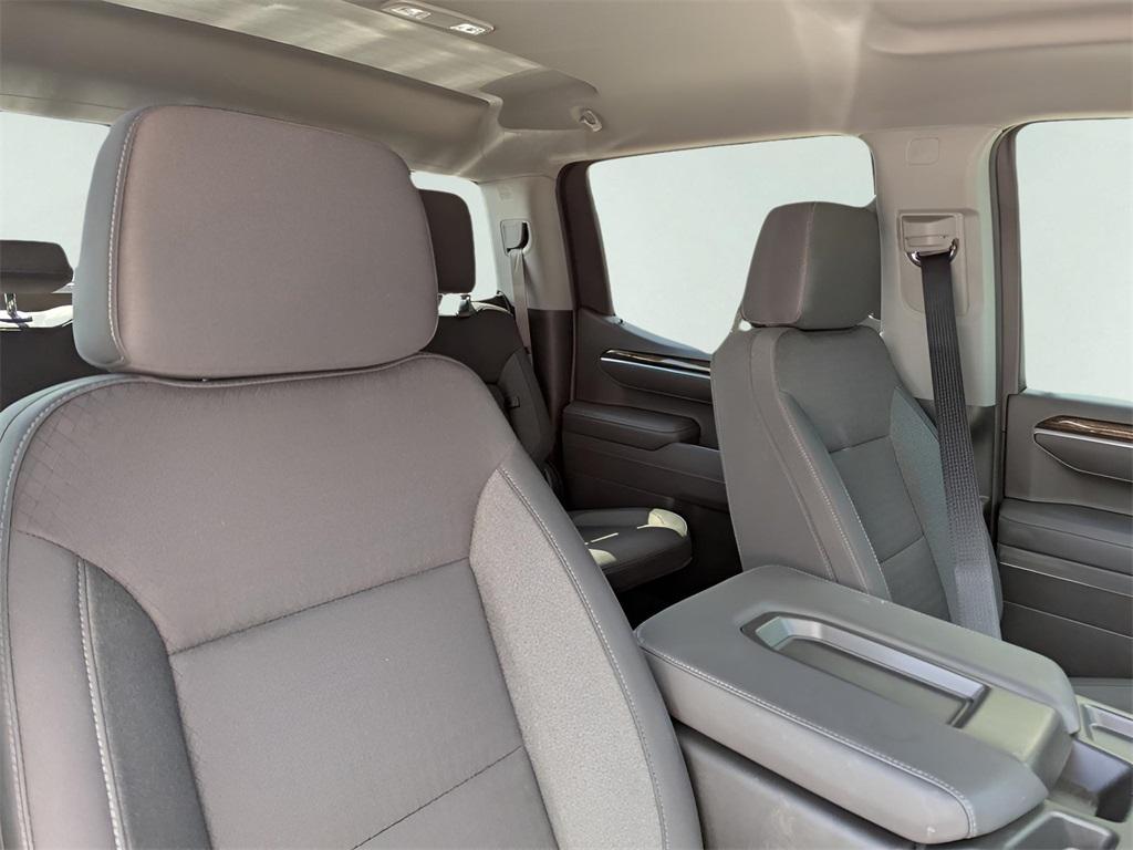 new 2025 GMC Sierra 1500 car, priced at $42,315