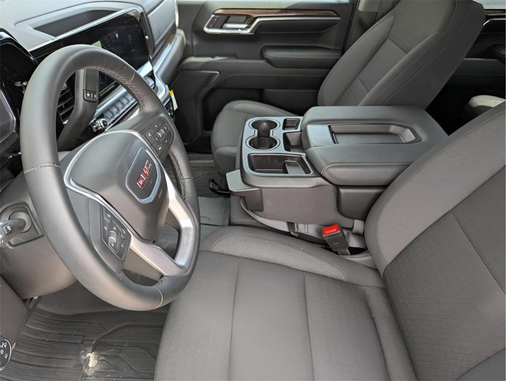 new 2024 GMC Sierra 1500 car, priced at $46,270