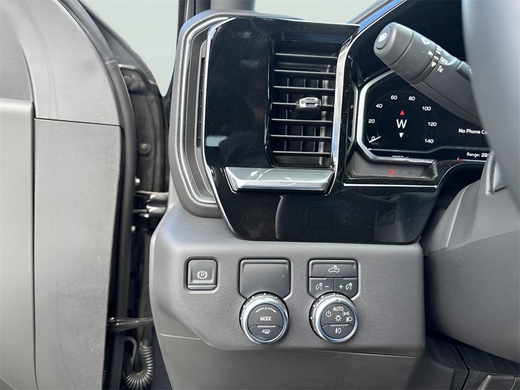 new 2025 GMC Sierra 1500 car, priced at $41,990
