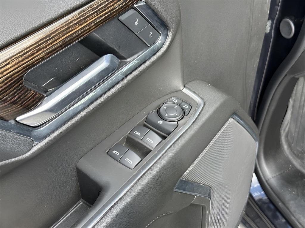 new 2025 GMC Sierra 1500 car, priced at $41,990