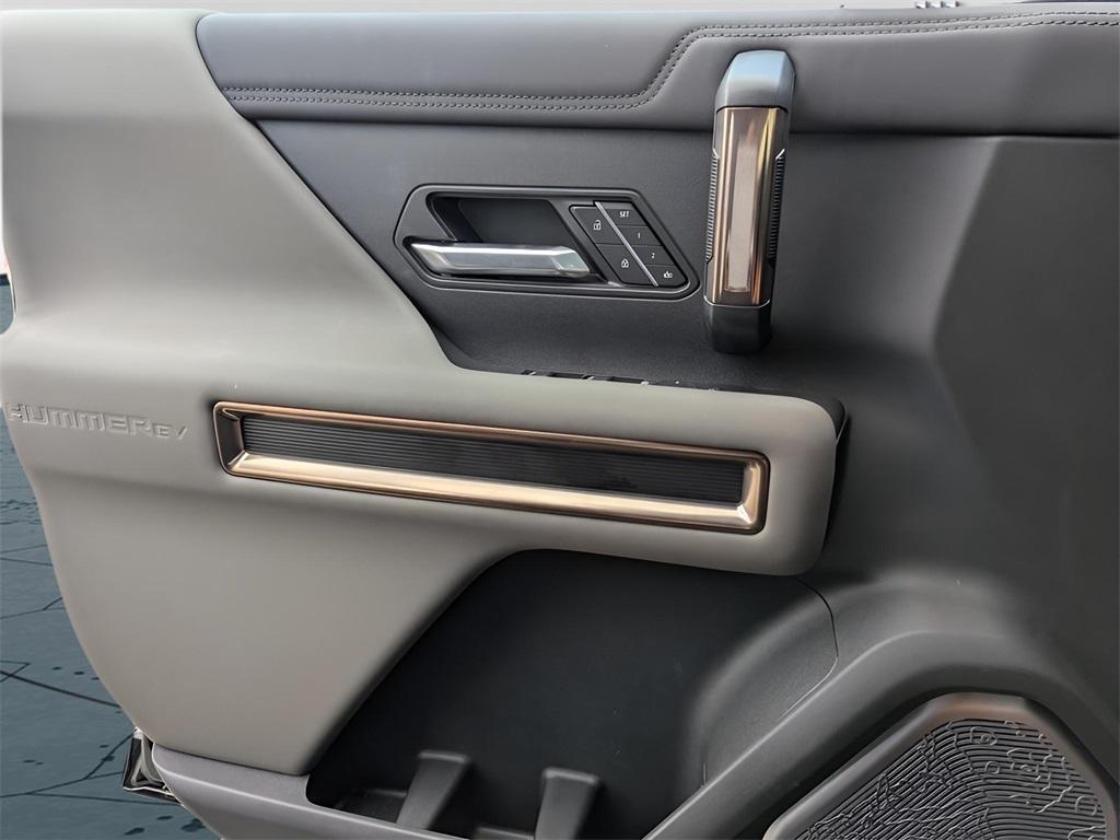 new 2025 GMC HUMMER EV Pickup car, priced at $109,179