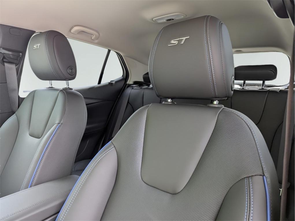 new 2025 Buick Encore GX car, priced at $24,320