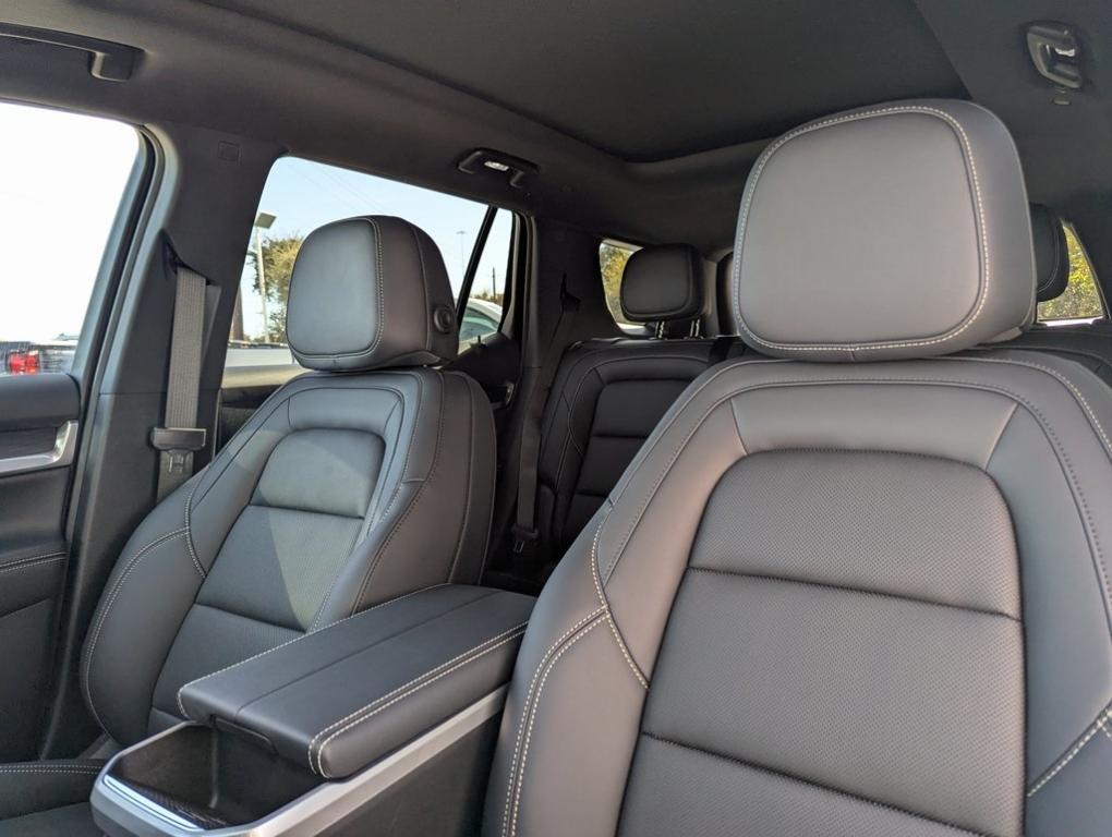 new 2025 GMC Terrain car, priced at $39,415