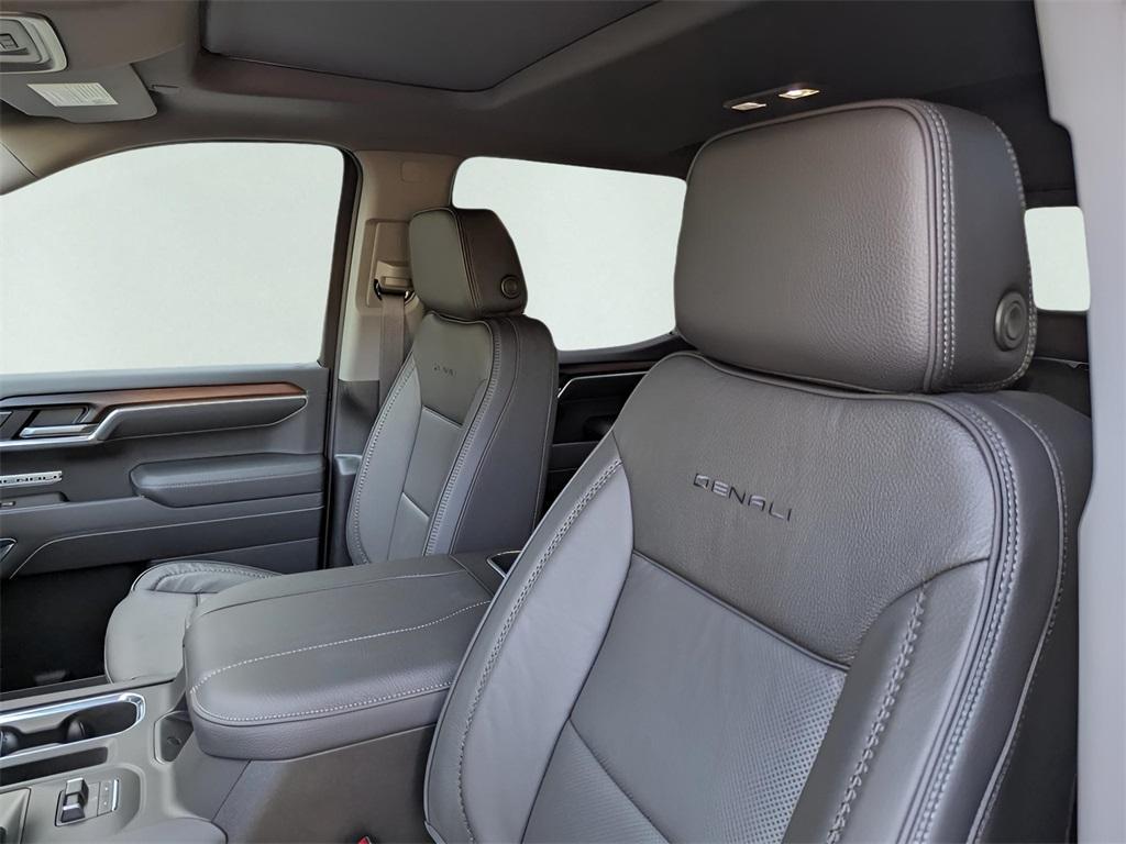 new 2026 GMC Sierra 1500 car, priced at $69,105