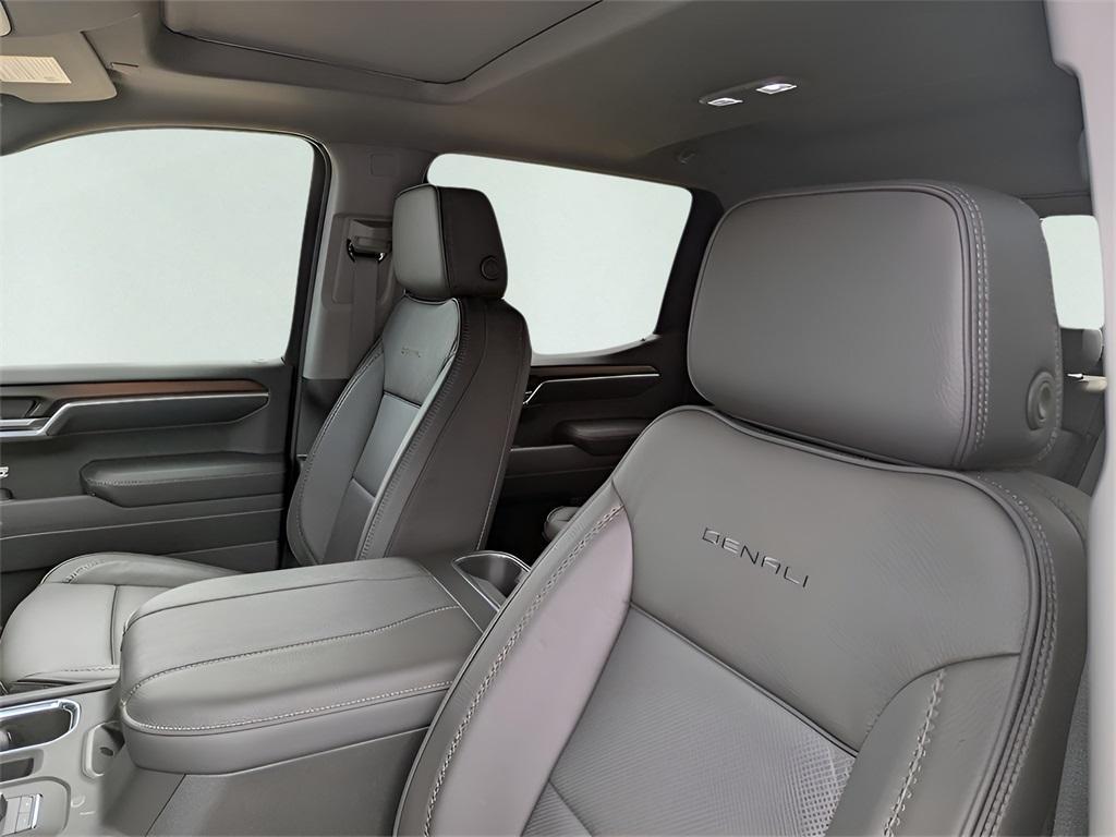 new 2026 GMC Sierra 1500 car, priced at $71,400