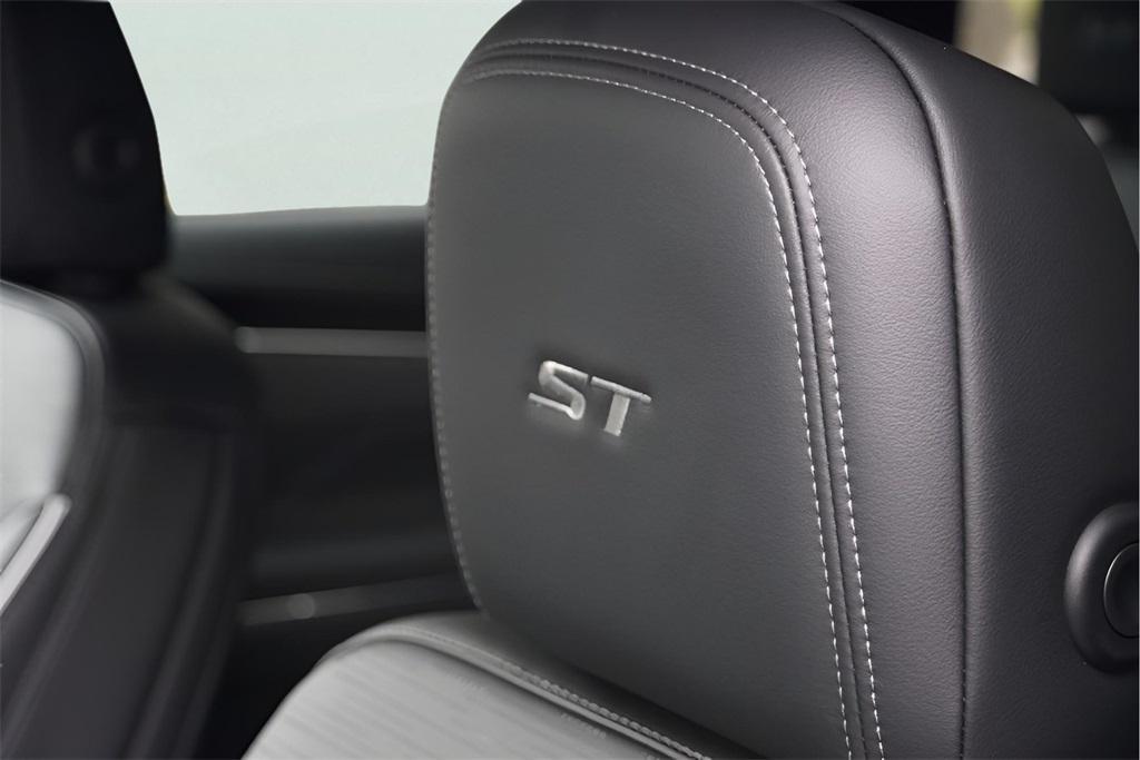 new 2026 Buick Enclave car, priced at $54,179