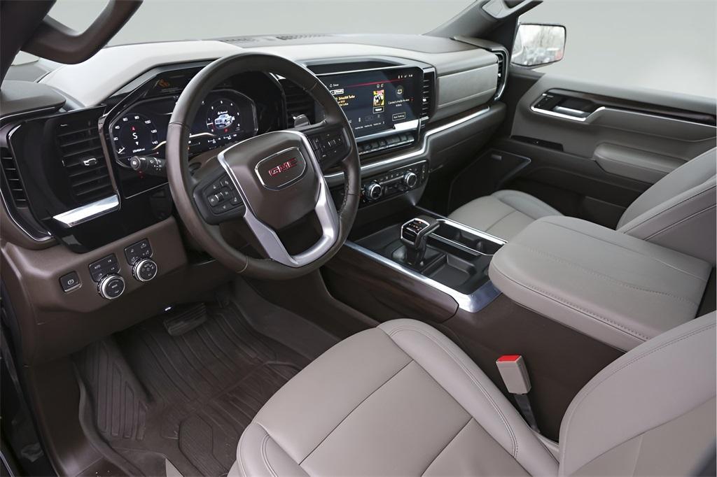 used 2024 GMC Sierra 1500 car, priced at $50,900