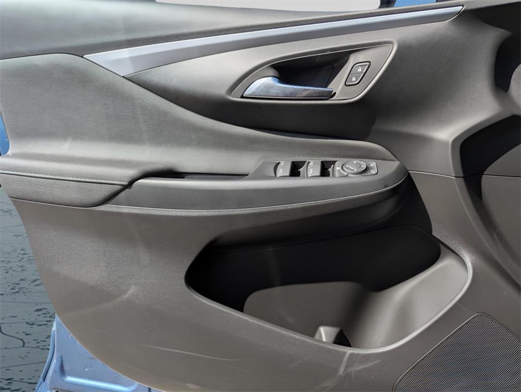 new 2025 Buick Envista car, priced at $24,055