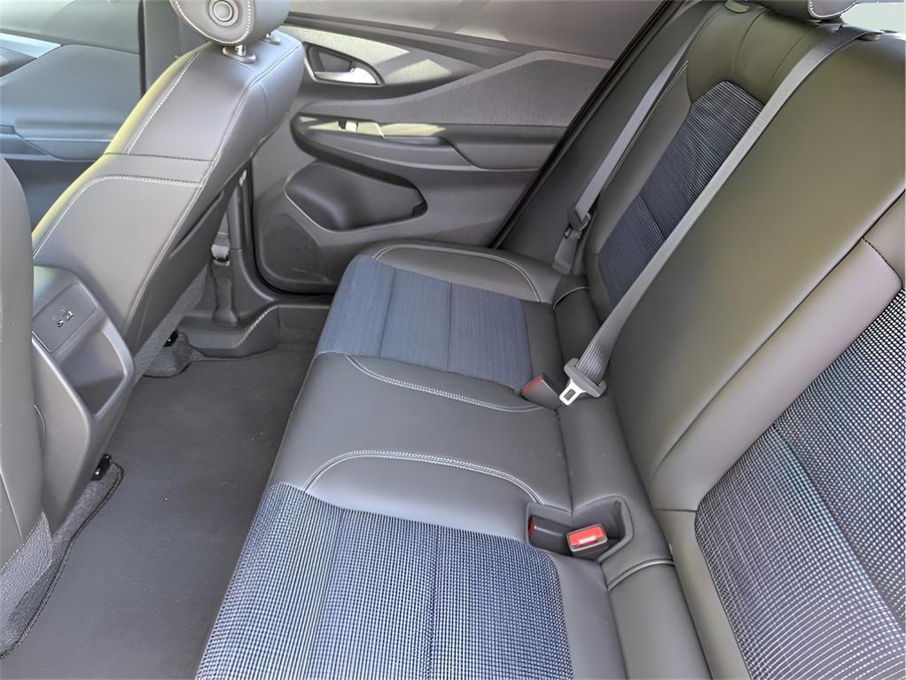 new 2025 Buick Envista car, priced at $24,055