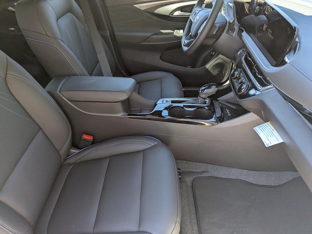 new 2025 Buick Envista car, priced at $26,985