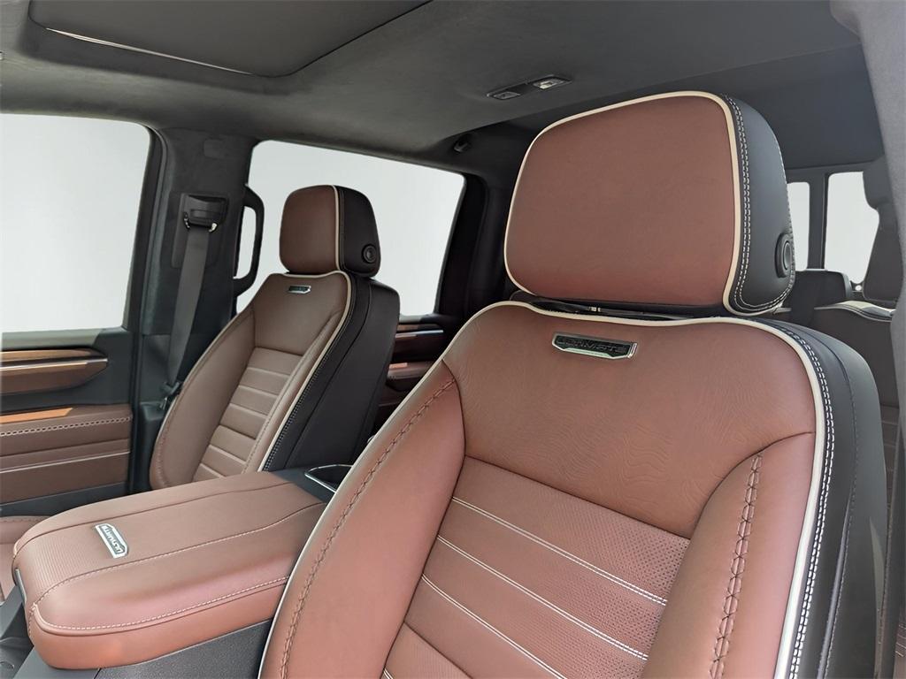 new 2025 GMC Sierra 2500 car, priced at $99,639