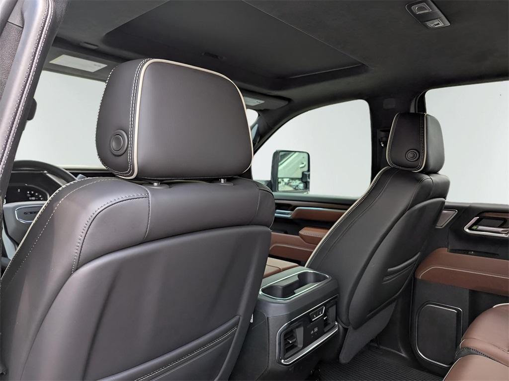 new 2025 GMC Sierra 2500 car, priced at $99,639