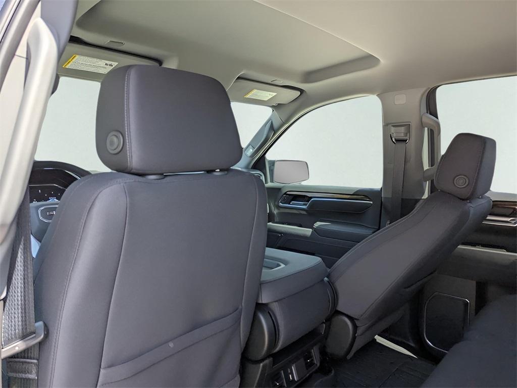 new 2025 GMC Sierra 1500 car, priced at $41,990