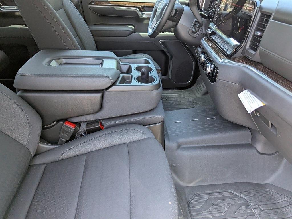 new 2025 GMC Sierra 1500 car, priced at $43,490