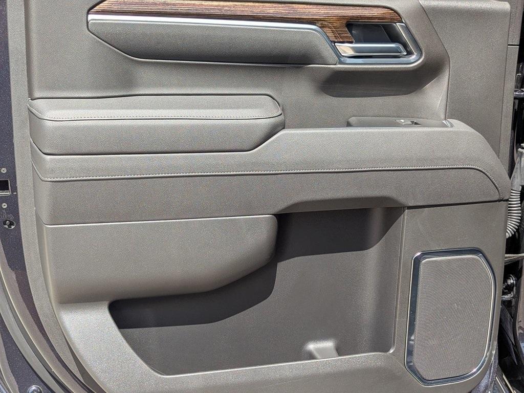 new 2025 GMC Sierra 1500 car, priced at $43,490