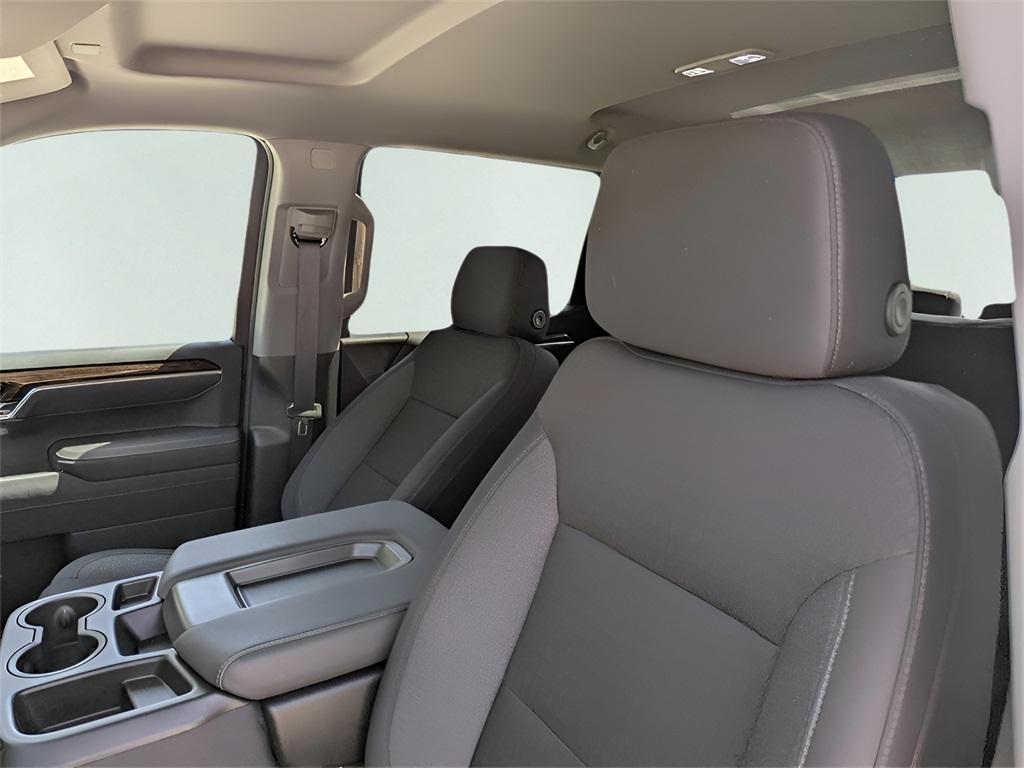 new 2025 GMC Sierra 1500 car, priced at $41,990