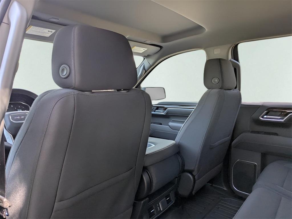 new 2025 GMC Sierra 1500 car, priced at $42,330
