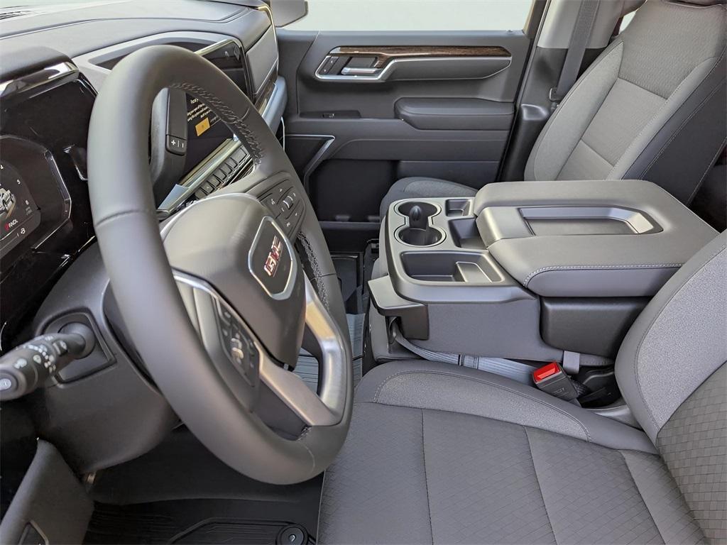 new 2025 GMC Sierra 1500 car, priced at $42,330