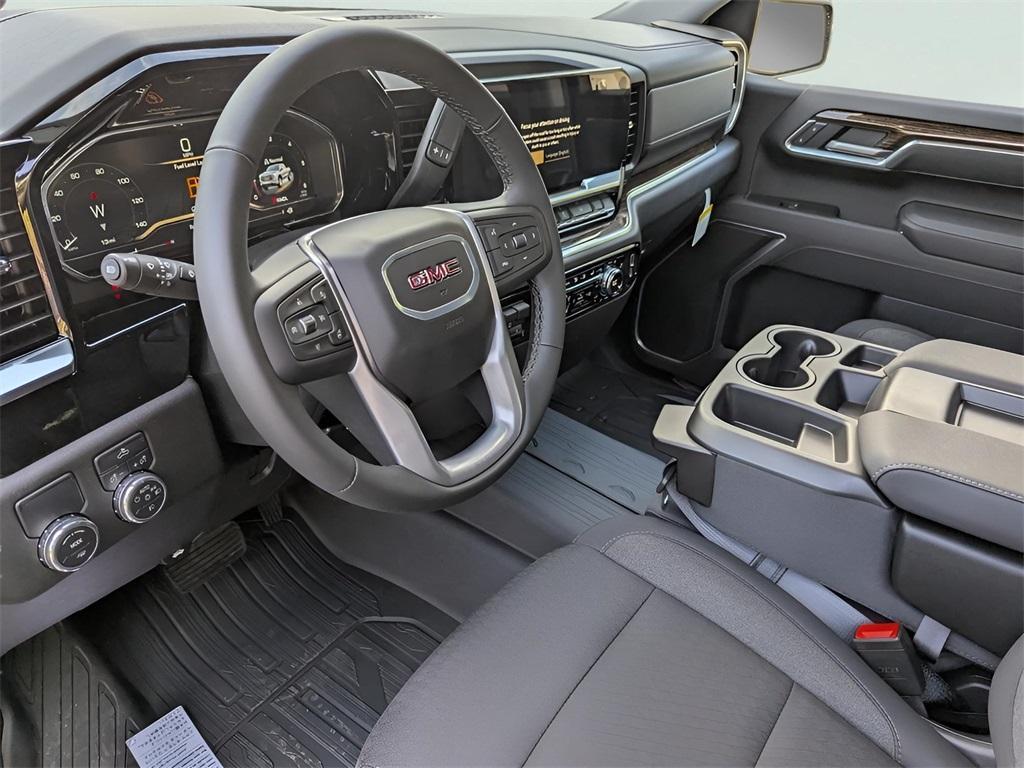 new 2025 GMC Sierra 1500 car, priced at $42,330