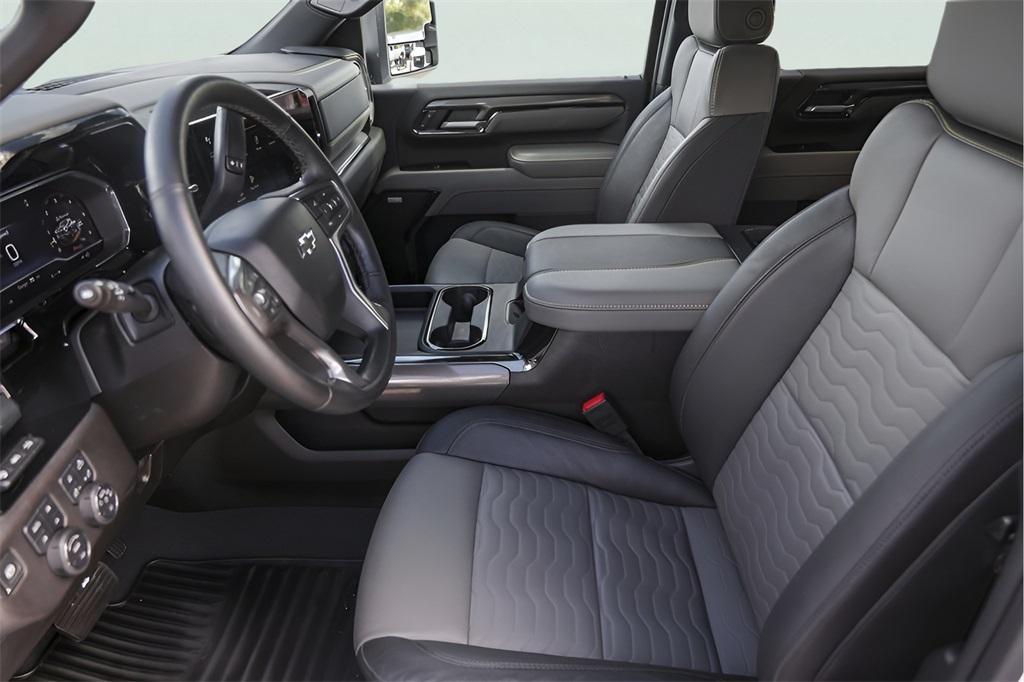 used 2025 Chevrolet Silverado 2500 car, priced at $72,700