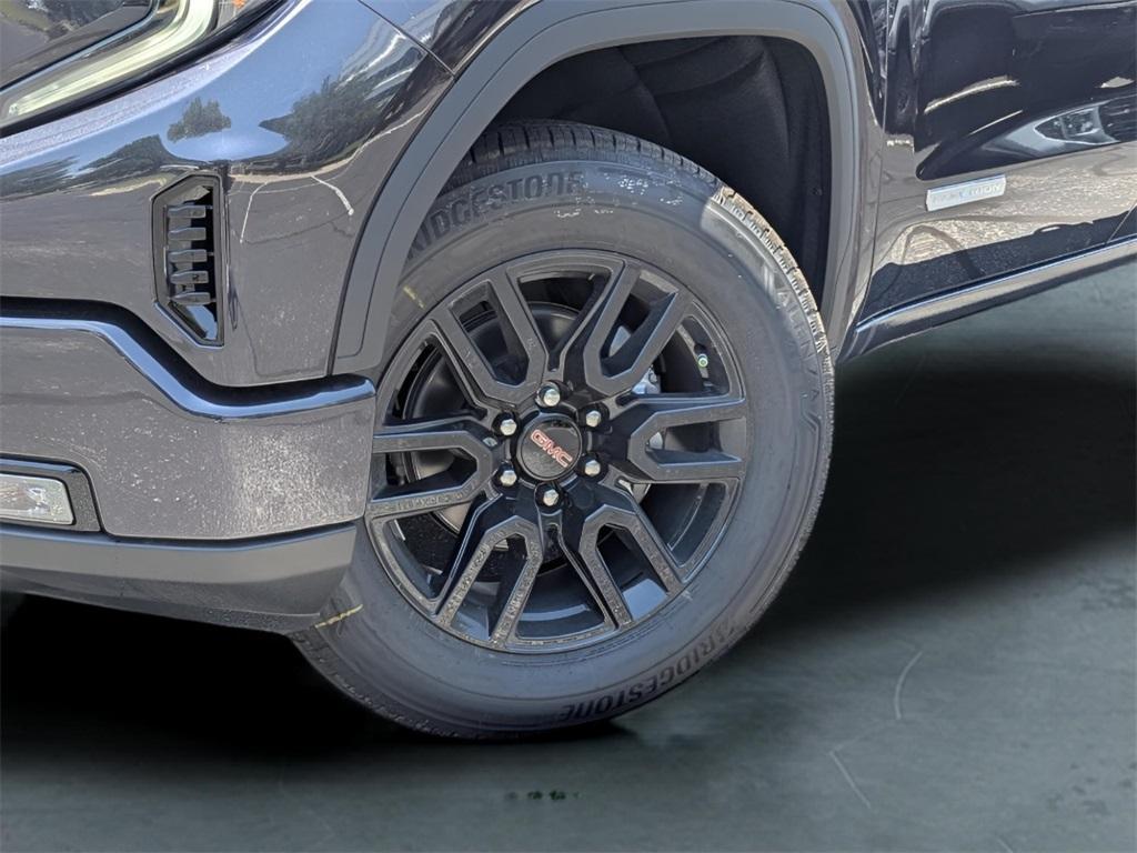 new 2025 GMC Sierra 1500 car, priced at $43,815