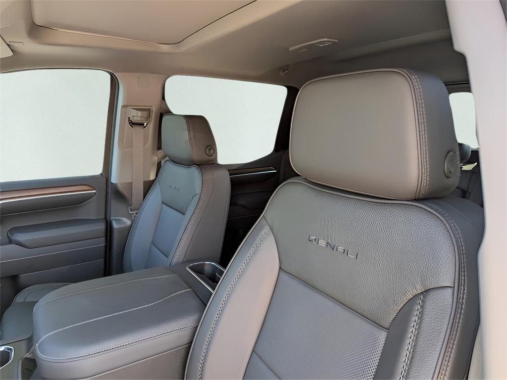 new 2026 GMC Sierra 1500 car, priced at $69,105