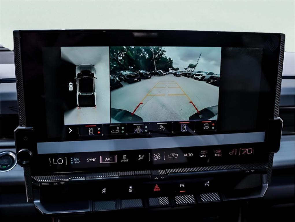 new 2025 GMC HUMMER EV Pickup car, priced at $112,084