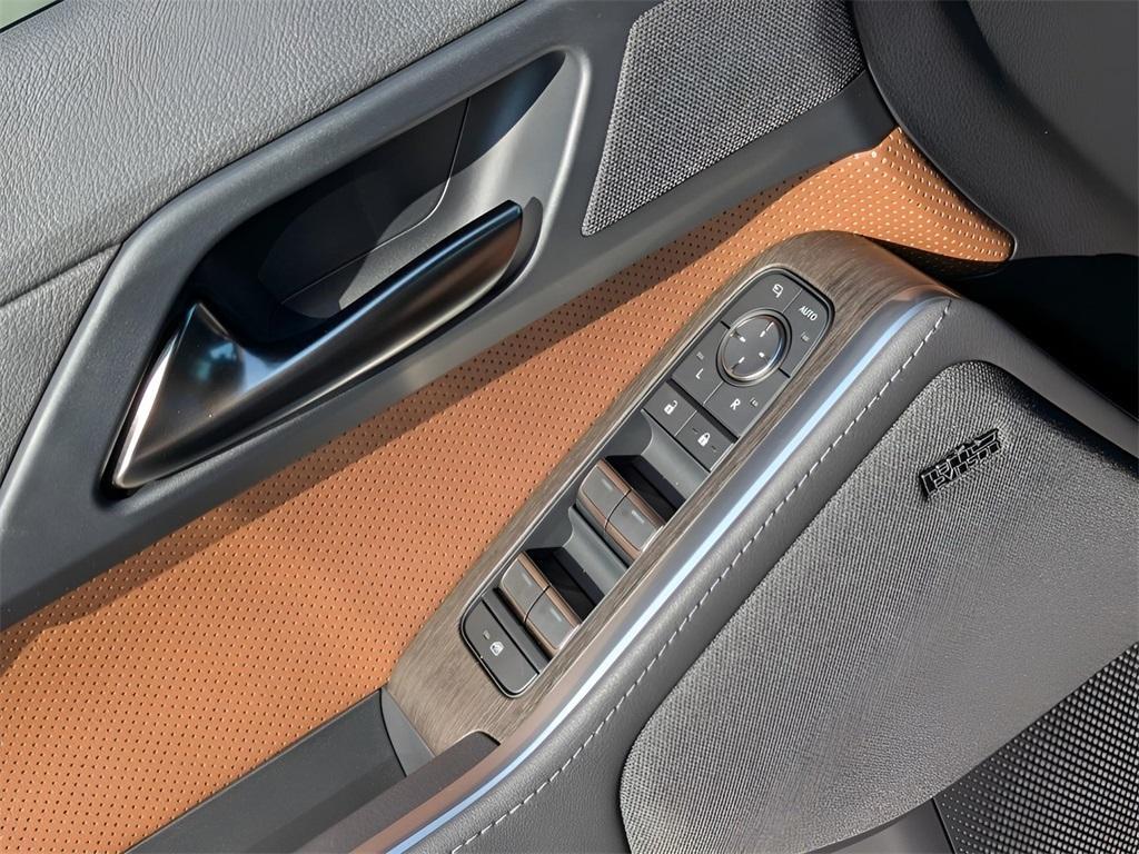 used 2024 Lexus GX 550 car, priced at $87,900