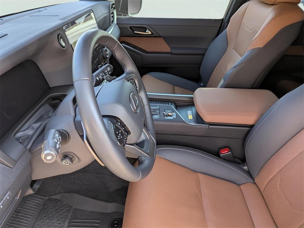 used 2024 Lexus GX 550 car, priced at $87,900
