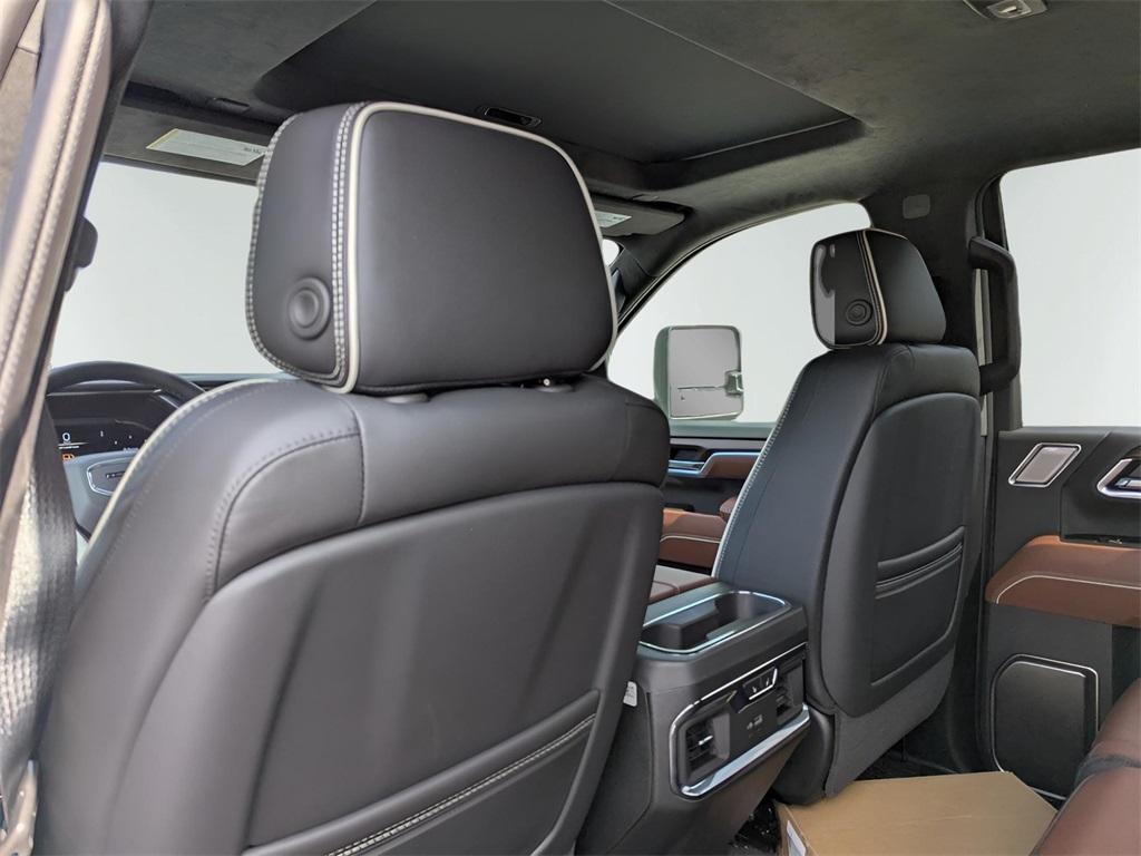 new 2025 GMC Sierra 2500 car, priced at $98,879