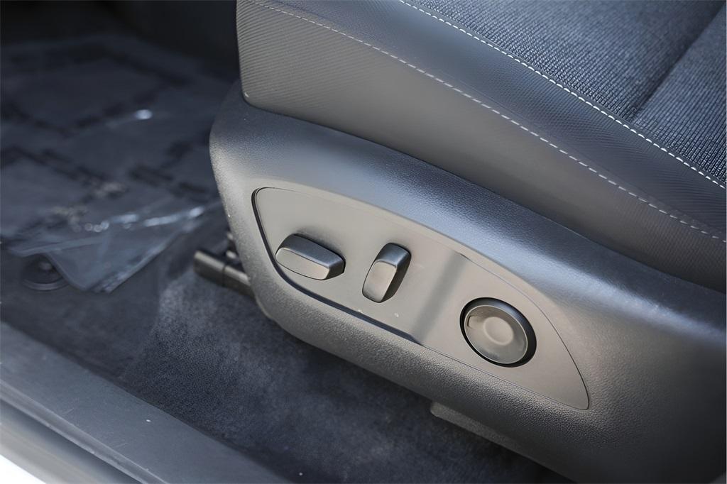 used 2025 GMC Acadia car, priced at $37,498