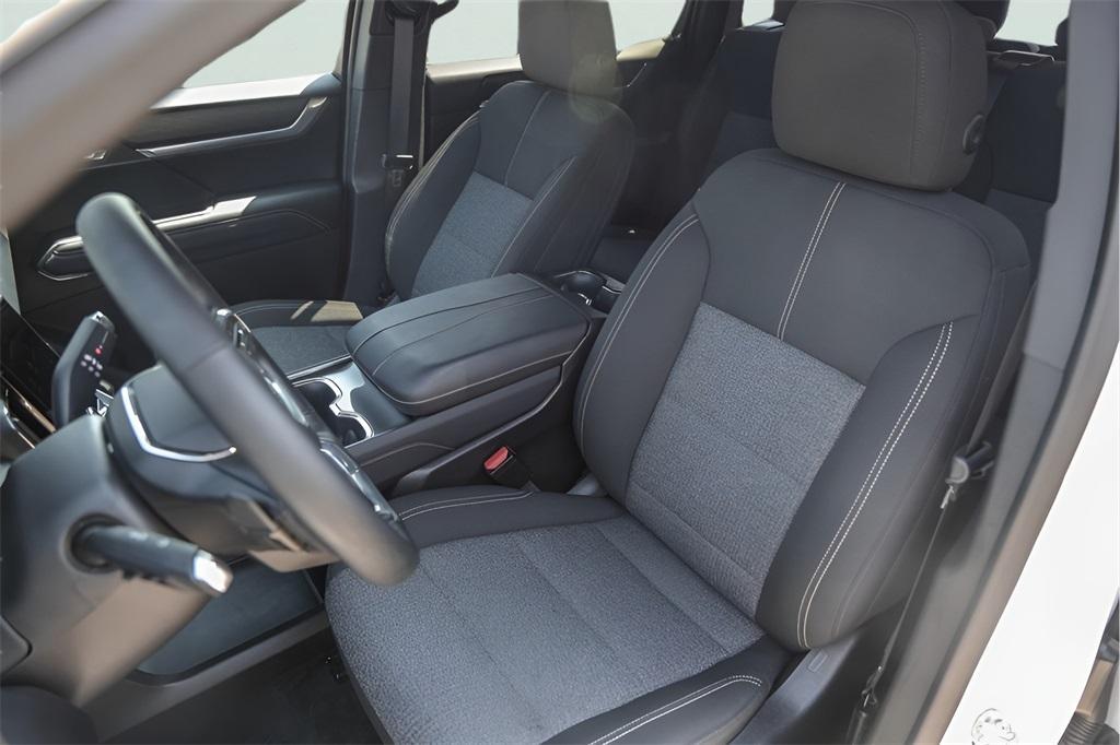 used 2025 GMC Acadia car, priced at $37,498