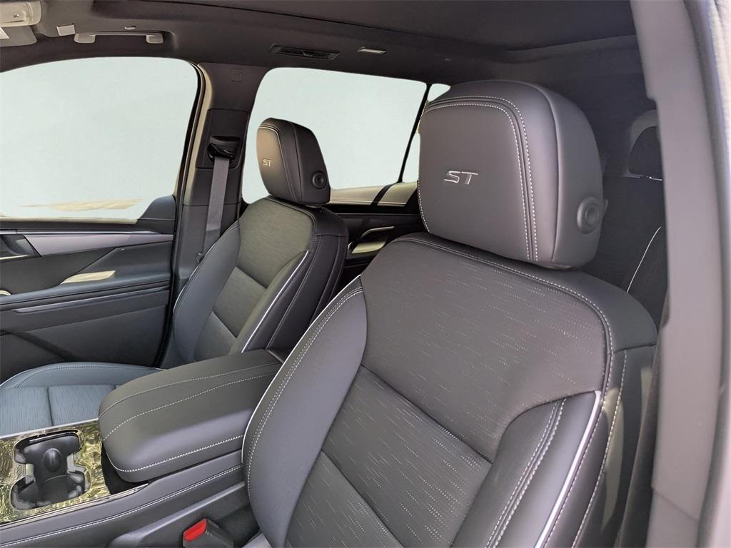 new 2026 Buick Enclave car, priced at $57,600