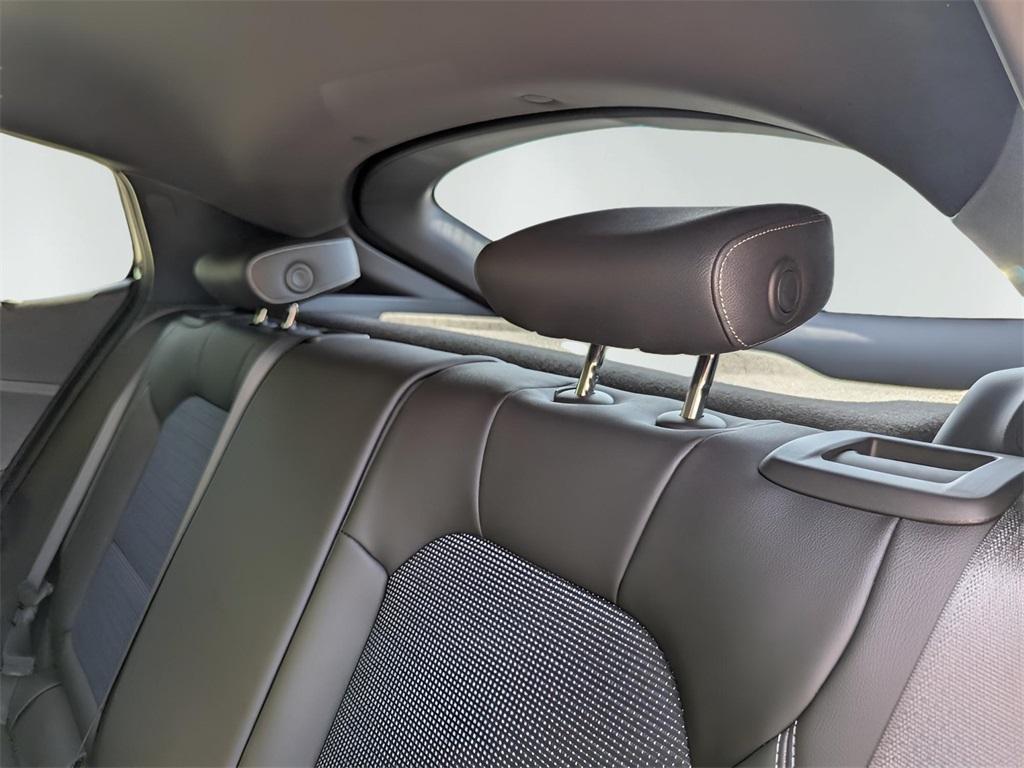 new 2025 Buick Envista car, priced at $27,355