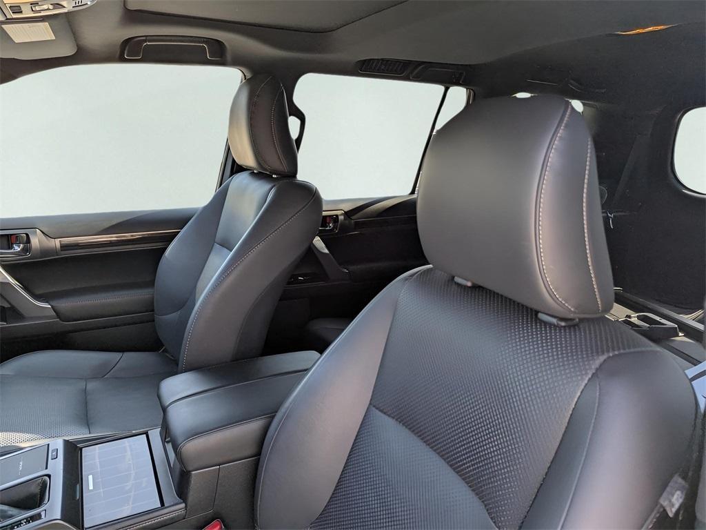 used 2023 Lexus GX 460 car, priced at $55,700
