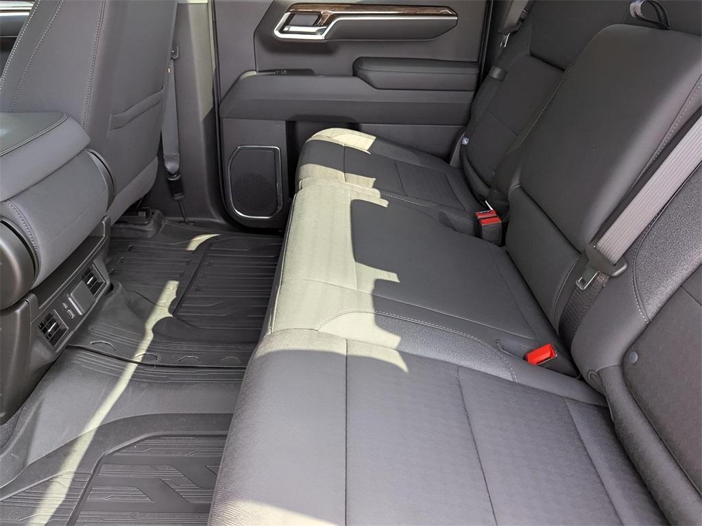 new 2025 GMC Sierra 1500 car, priced at $41,820