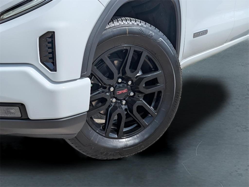 new 2025 GMC Sierra 1500 car, priced at $41,820
