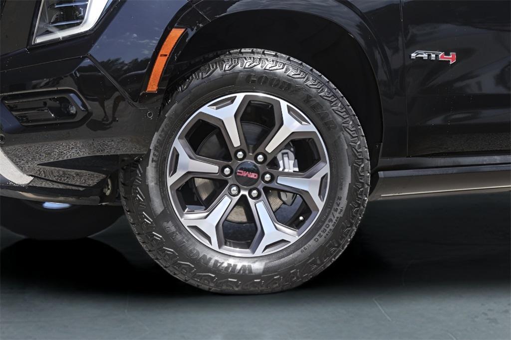 used 2025 GMC Yukon car, priced at $89,800