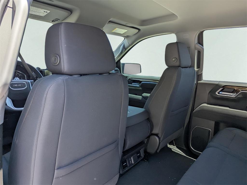 new 2025 GMC Sierra 1500 car, priced at $43,490