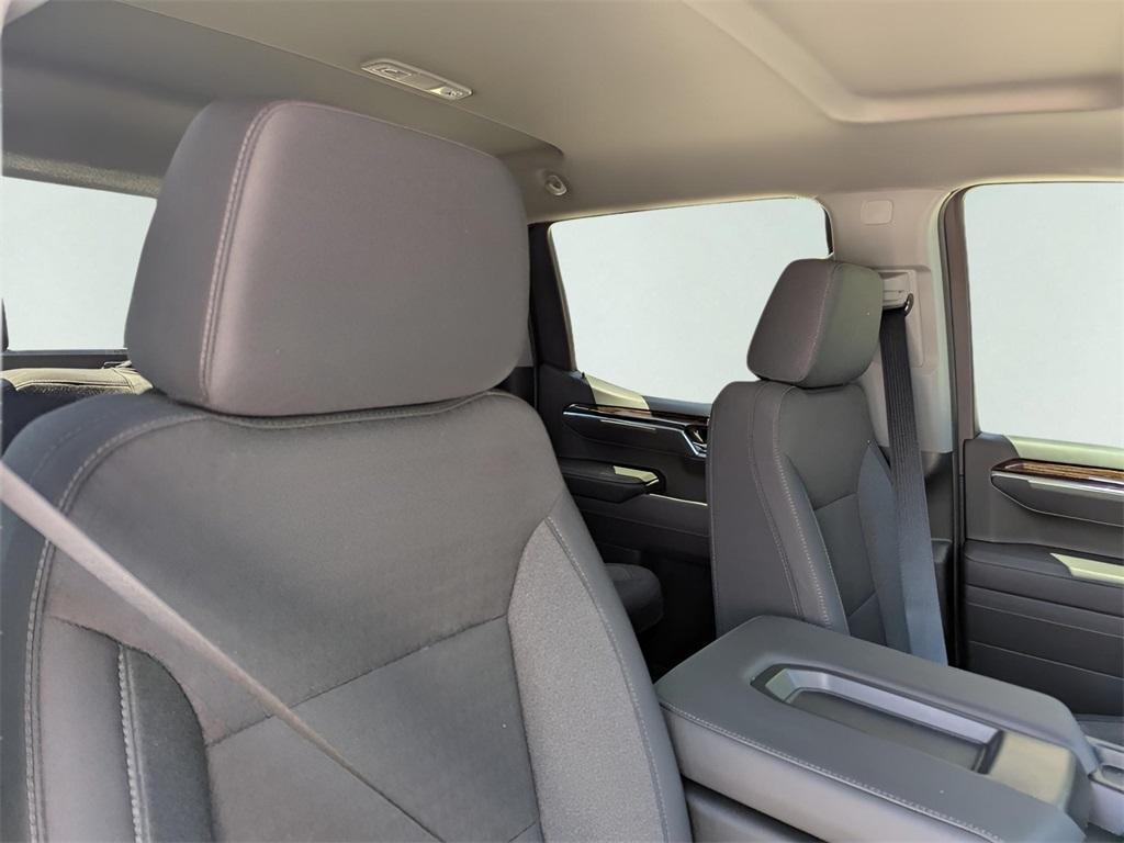 new 2025 GMC Sierra 1500 car, priced at $43,490
