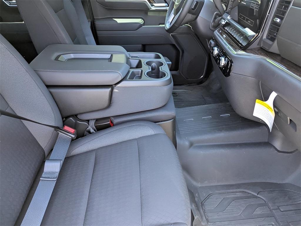 new 2025 GMC Sierra 1500 car, priced at $43,490