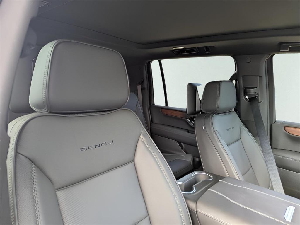 new 2025 GMC Yukon XL car, priced at $98,249